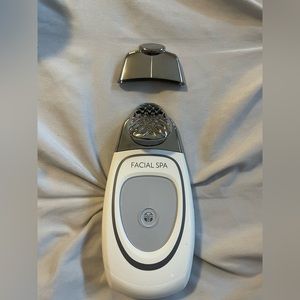 Lumi Facial Spa and Conductive Gel